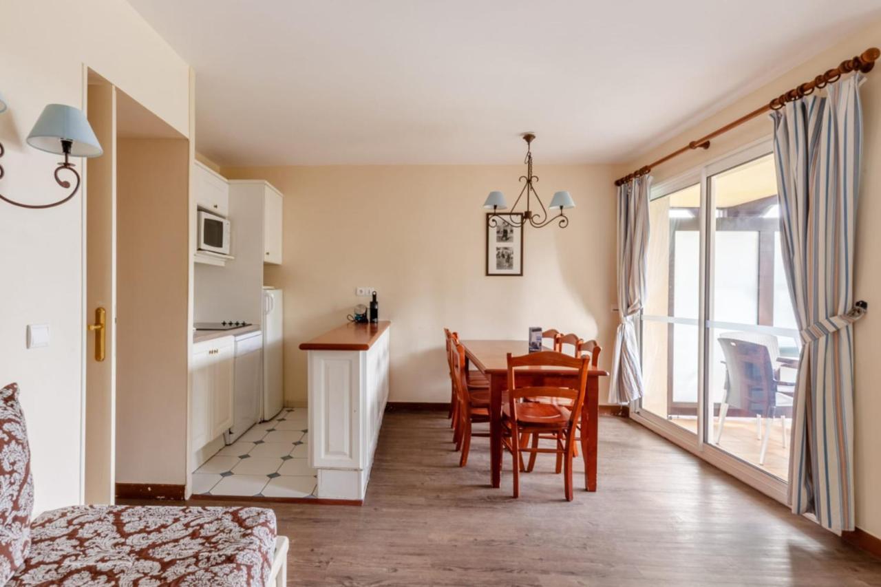 Nice 2-Br In A Residence With Pool - Deauville - Welkeys Exterior photo